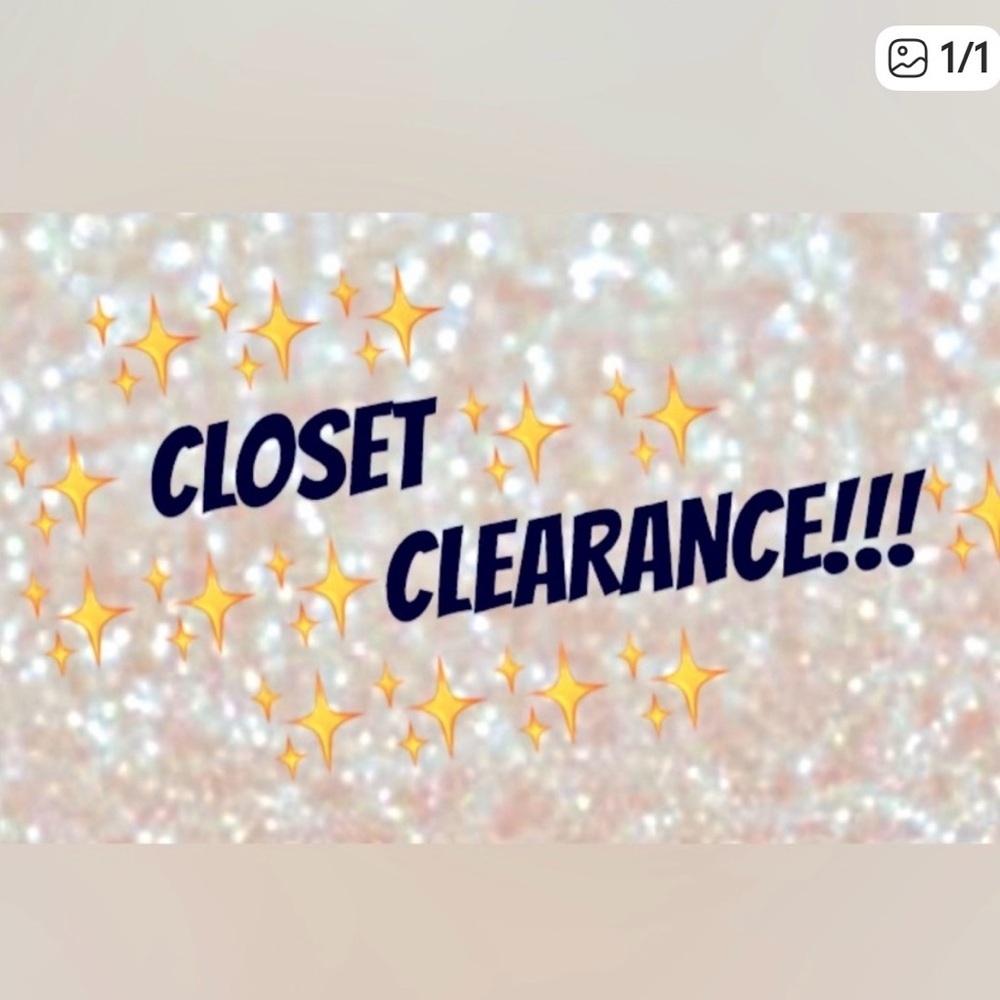Sparkling Closet Clearance Sign